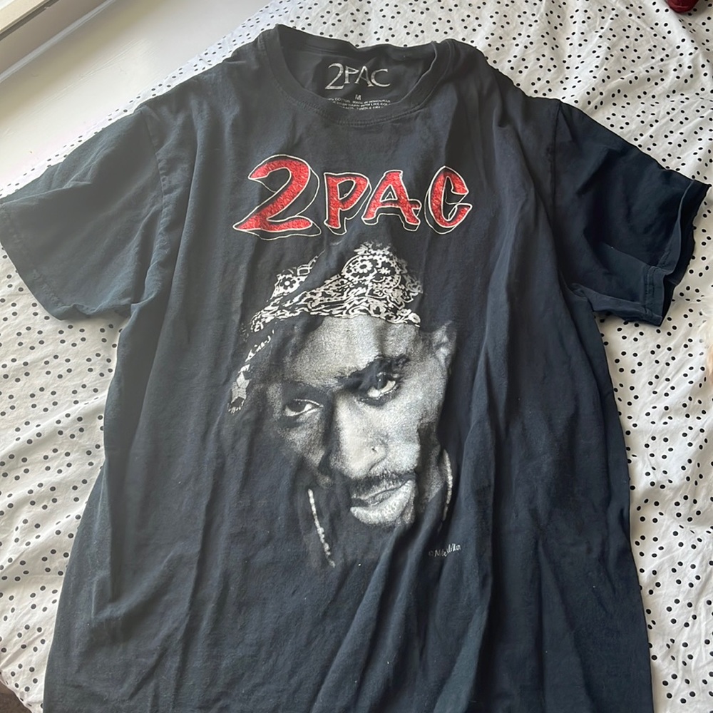 M Tupac mens t shirt